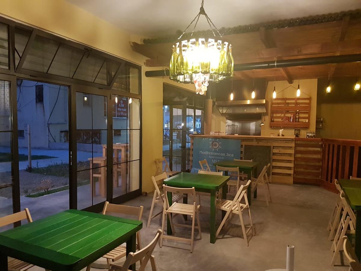 Mediterranean Sea Apartments Durres Ngoại thất bức ảnh